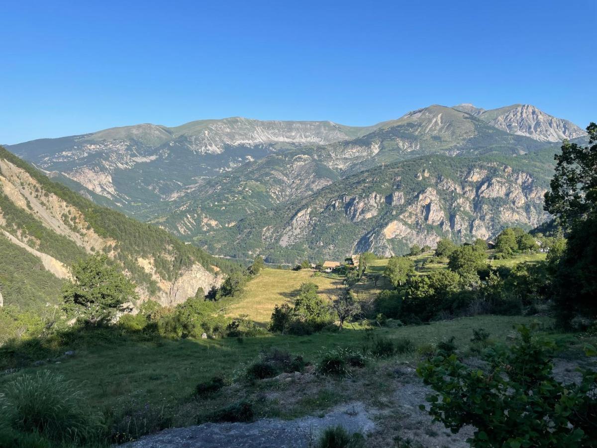 Gite De La Fontaine Gorges De Daluis 外观 照片