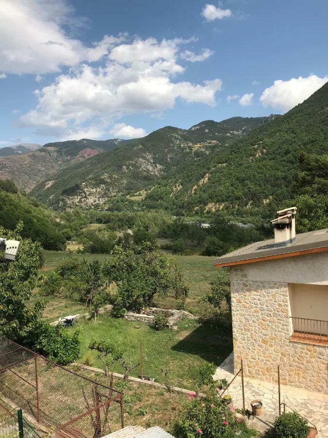 Gite De La Fontaine Gorges De Daluis 外观 照片