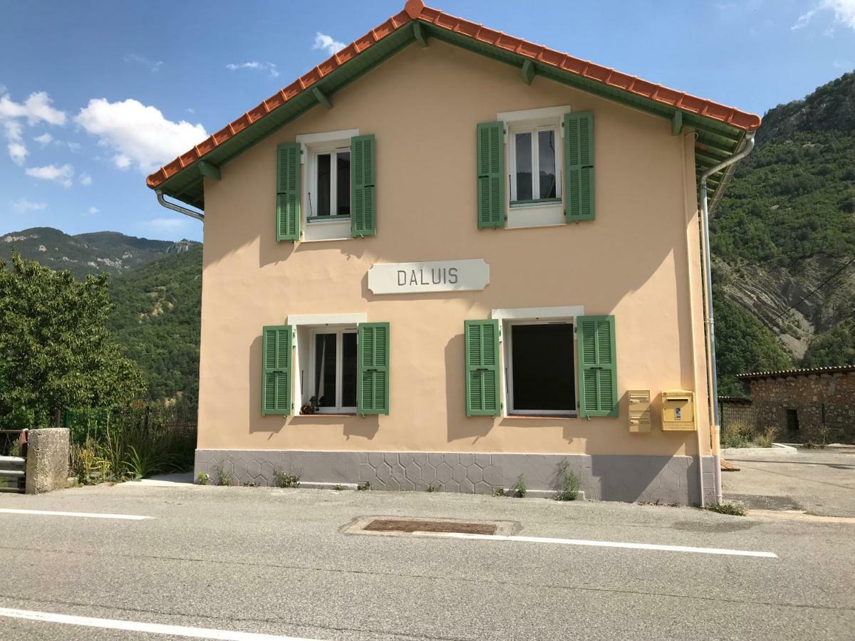 Gite De La Fontaine Gorges De Daluis 外观 照片